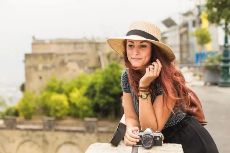 Turist Yunanıstanda hamının ideallaşdırdığı şəhəri tənqid atəşinə tutdu