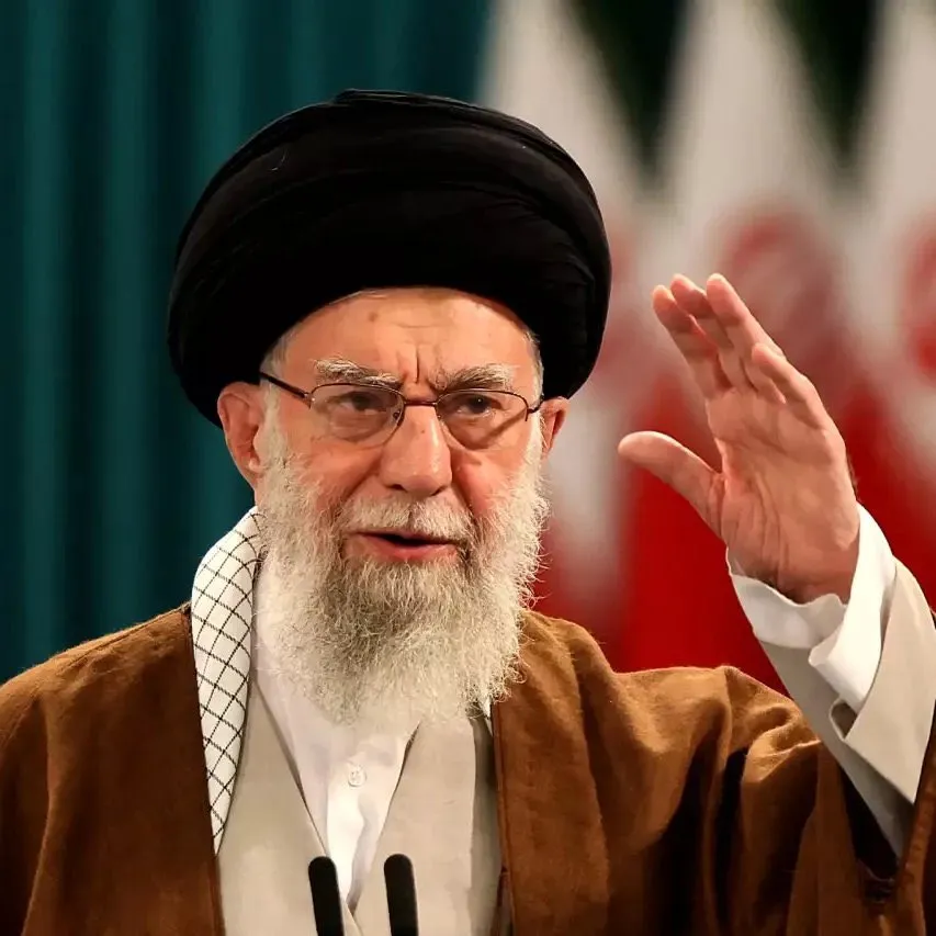 İranın ali dini lideri Xamenei öldürüldü